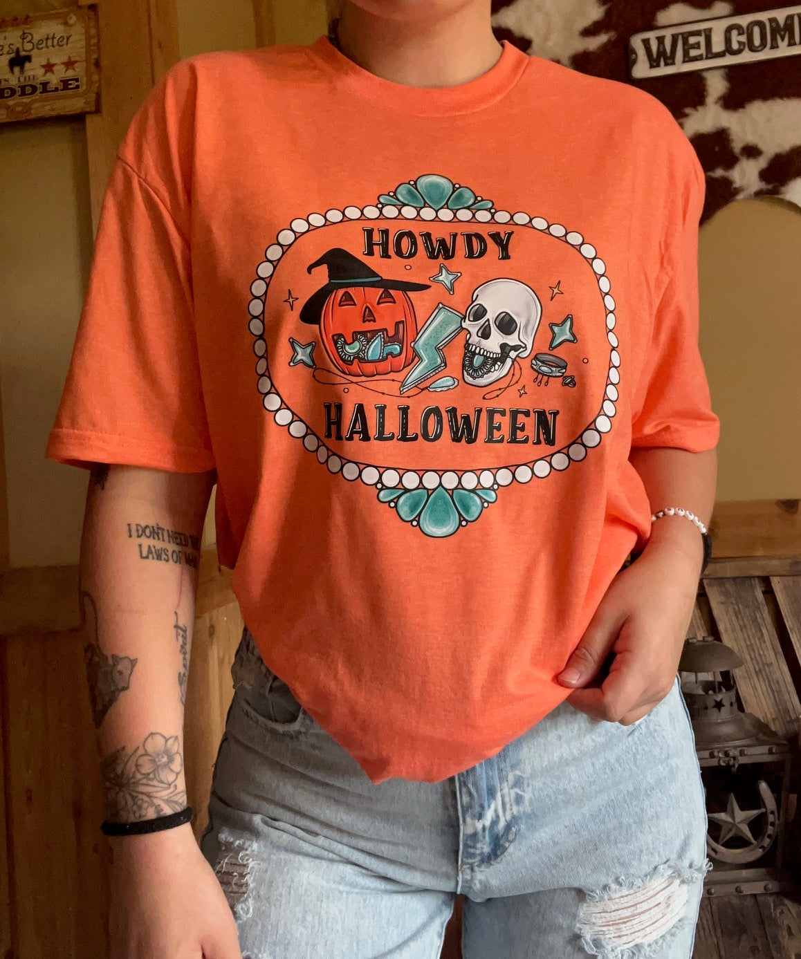 Howdy Halloween tee